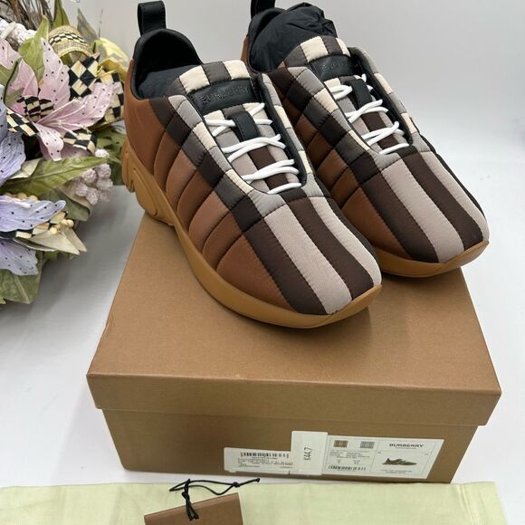 Men’s Burberry check quilted trainer sneakers size 42 made in Italy - Picture 2 of 10